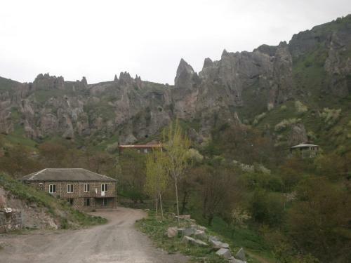 Narvar Hotel