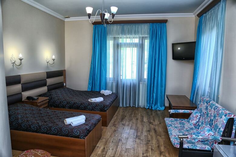 Lara Hotel