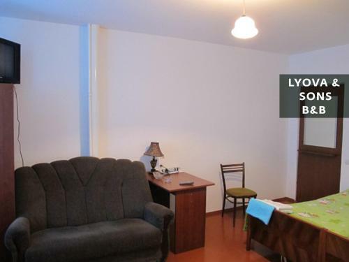 Lyova & Sons B&B