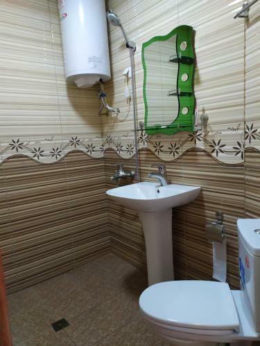 Alex Hotel In Shinuhayr
