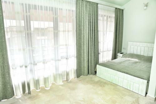 Teghenis Holiday Home