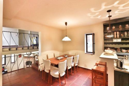 Teghenis Holiday Home