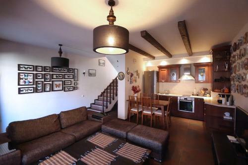 Teghenis Holiday Home