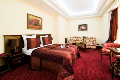 Elegant Hotel & Resort