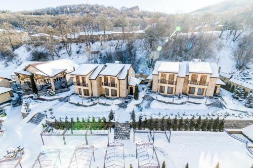 Elegant Hotel & Resort