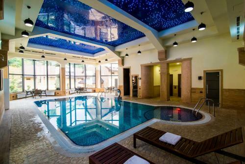 Elegant Hotel & Resort