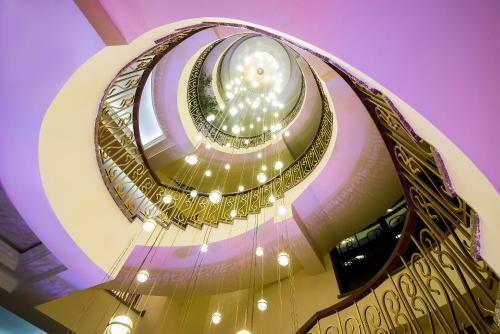 Elegant Hotel & Resort