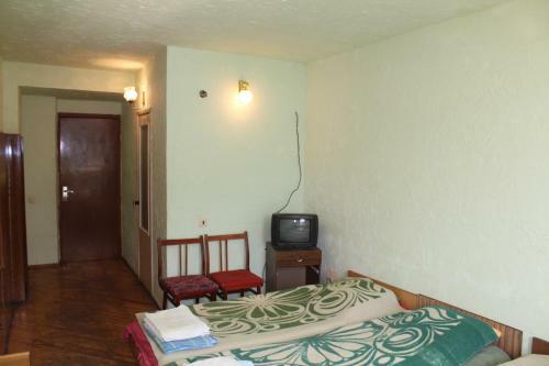 Hotel Nairi Rest House