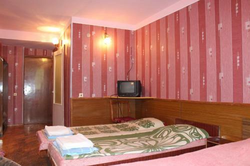 Hotel Nairi Rest House