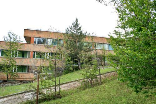 Hotel Nairi Rest House