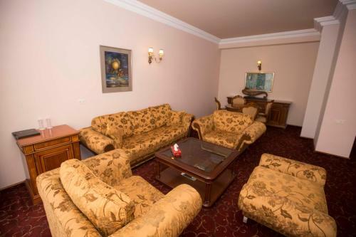 Hotel Russia