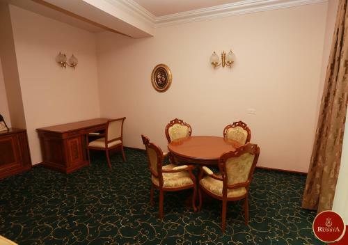 Hotel Russia