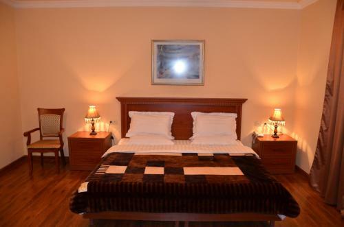 Dian Hotel