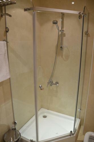Dian Hotel