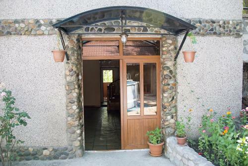 Hostal Guest House Eco Oldijevan