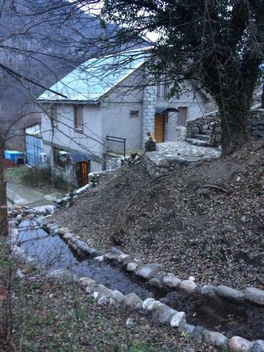 Hostal Guest House Eco Oldijevan