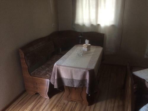 Hostal Gokor B&B