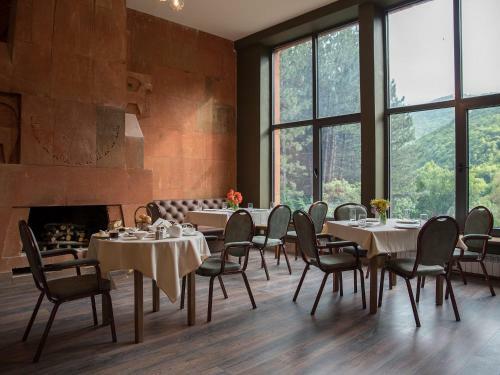 Hotel Apricot Aghveran Resort