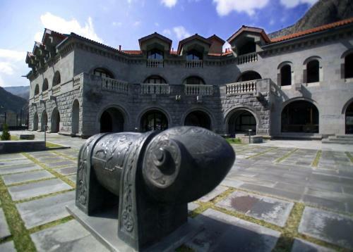 Tufenkian Avan Dzoraget Hotel