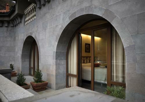 Tufenkian Avan Dzoraget Hotel