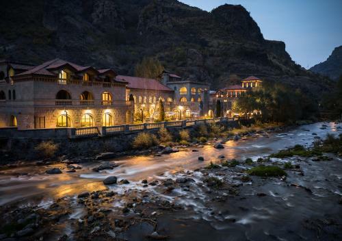 Tufenkian Avan Dzoraget Hotel