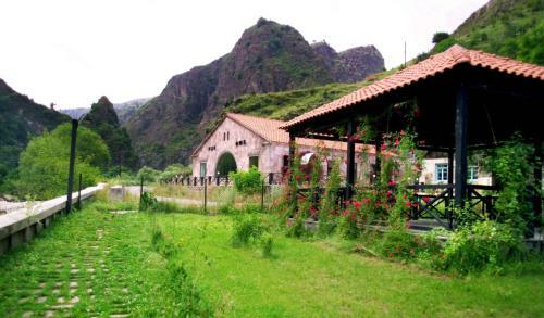 Tufenkian Avan Dzoraget Hotel
