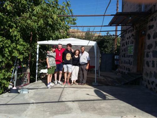 Hostal Shushan Guest House