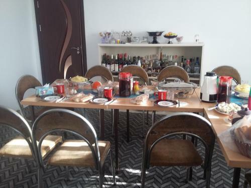 Hostal Shushan Guest House
