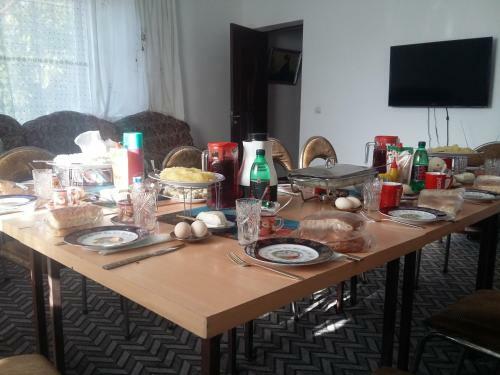 Hostal Shushan Guest House