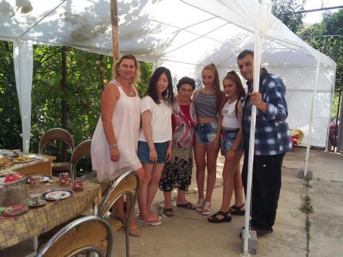 Hostal Shushan Guest House