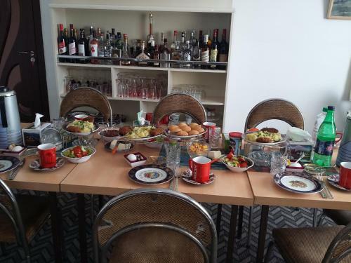 Hostal Shushan Guest House