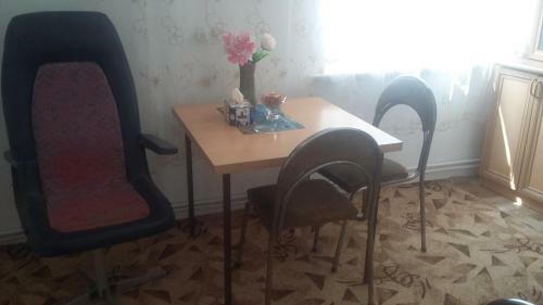 Hostal Shushan Guest House