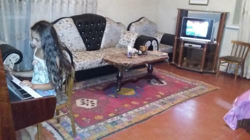 Hostal Shushan Guest House