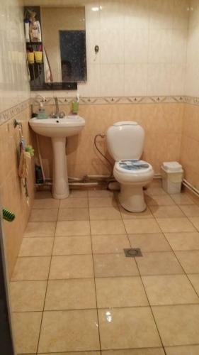Hostal Shushan Guest House