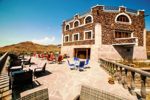 Amrots Hotel