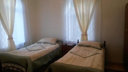 Hostal Guest House Artemi