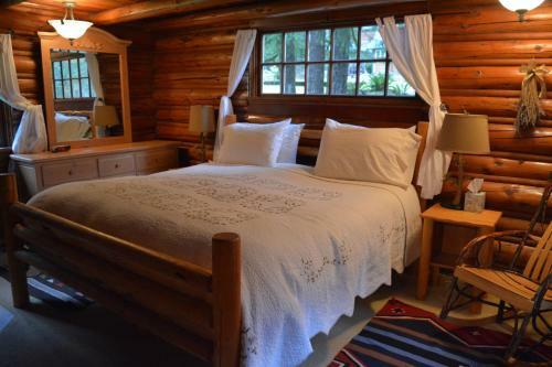 Hotel Copper Creek Inn