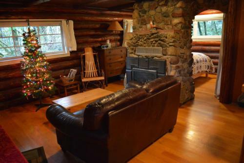 Hotel Copper Creek Inn