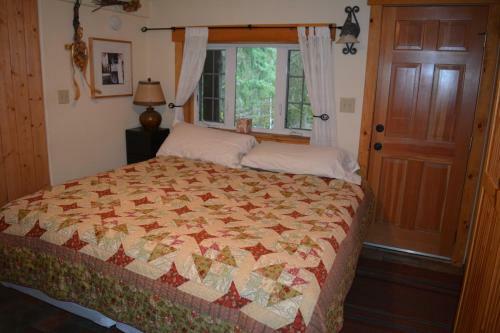 Hotel Copper Creek Inn