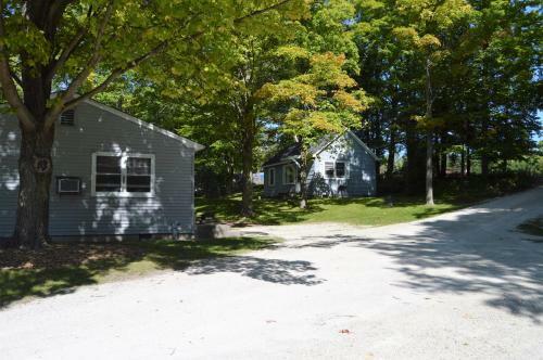 Baileys Sunset Cottages