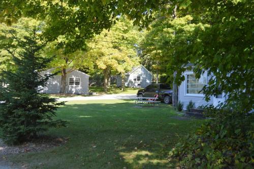 Baileys Sunset Cottages