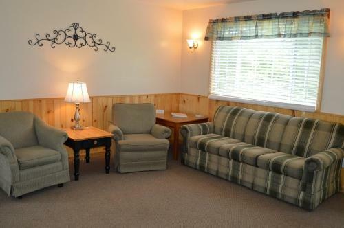 Baileys Sunset Cottages