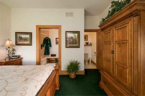 Bed & Breakfast Inn At Wawanissee Point