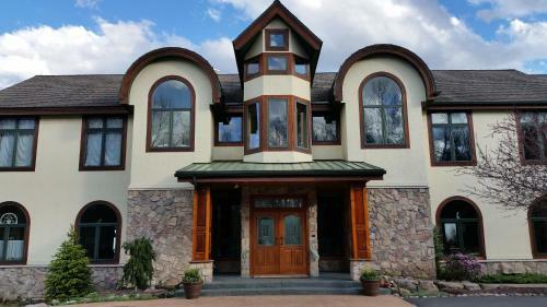 Bed & Breakfast Inn At Wawanissee Point