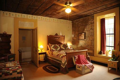 Posada Jailer's Inn