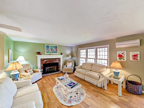312 Carriage Lane Home