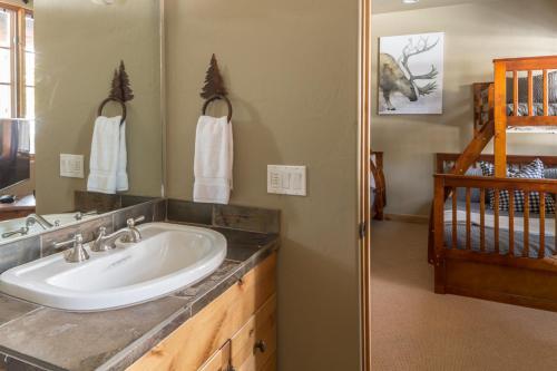 Moonlight Mountain Home-1 Shadow Ridge