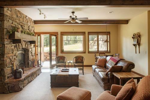Mountain View Chalet