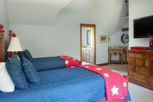 Mountain View Chalet