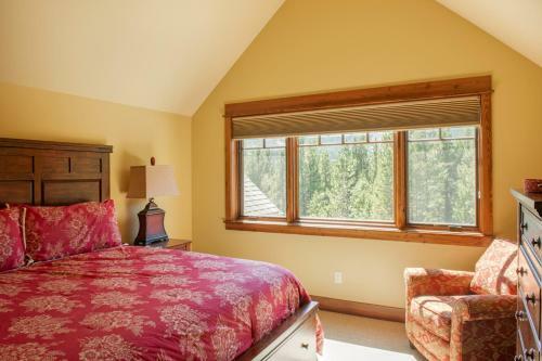 Mountain View Chalet